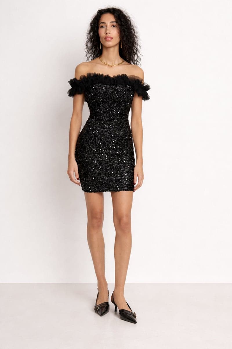 ROBE OFF-SHOULDER